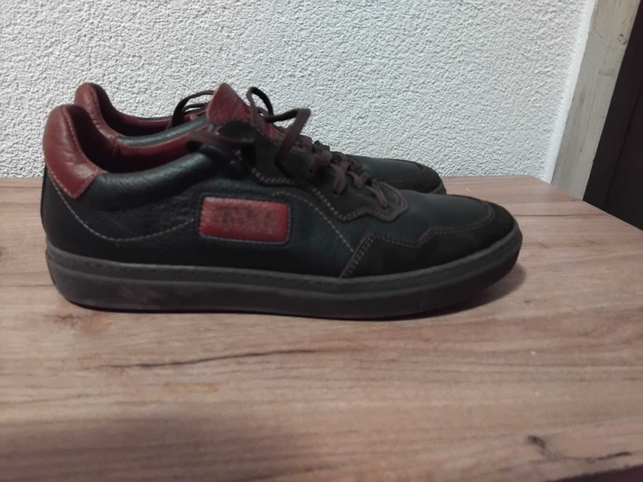 Чисто нови кецове TM original