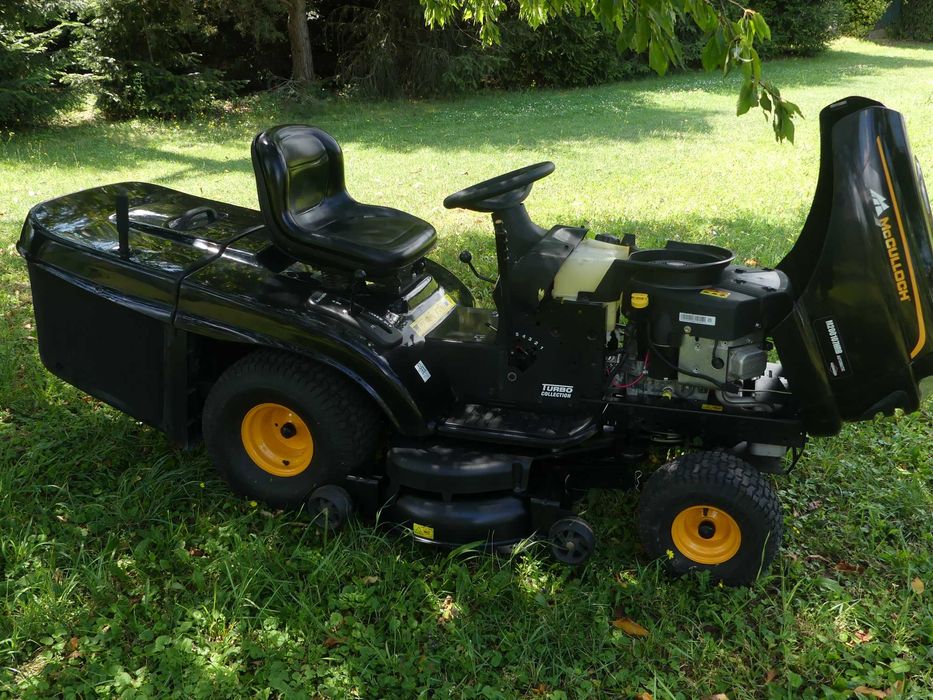 Tractoras de tuns gazon/iarba McCULLOCH/HUSQVARNA
