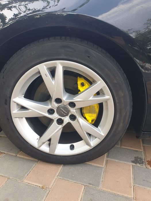 Față Audi A4 B9 2.0 DETA culoare neagra LY9B an 2016