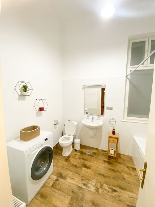 Regim hotelier central plata card vacanta