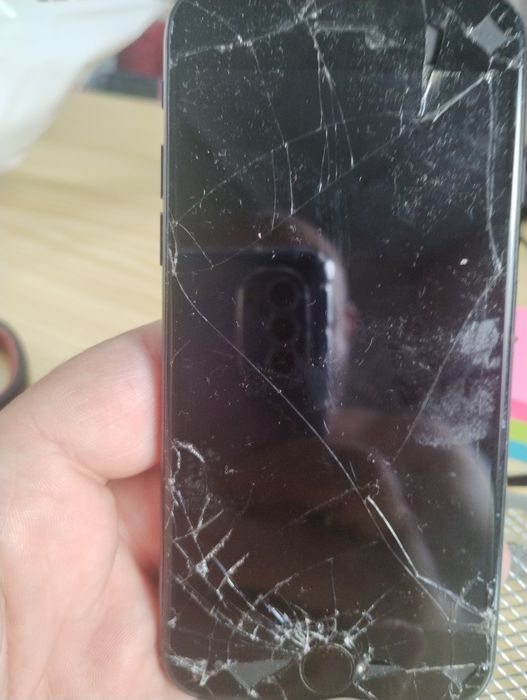 IPhone за части !