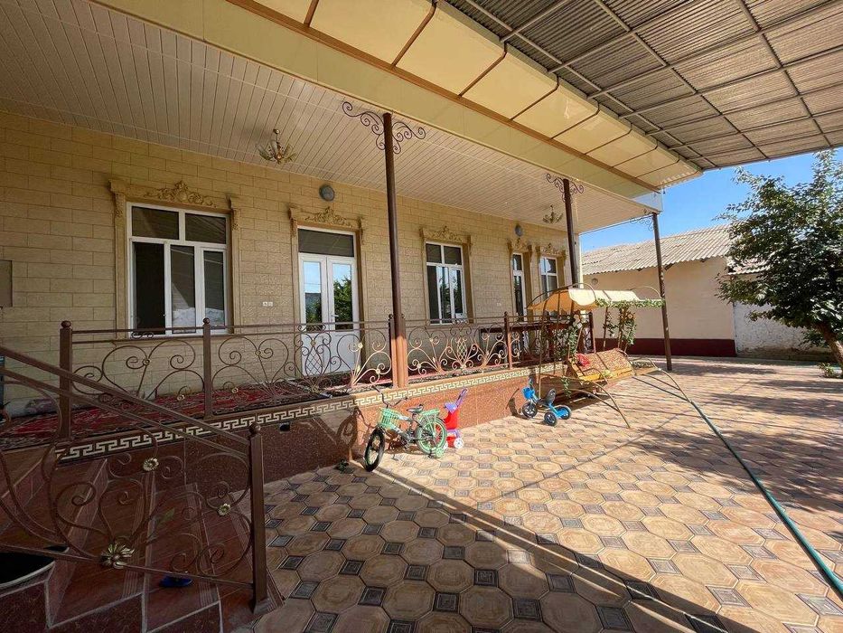 Uchaska srochna sotiladi