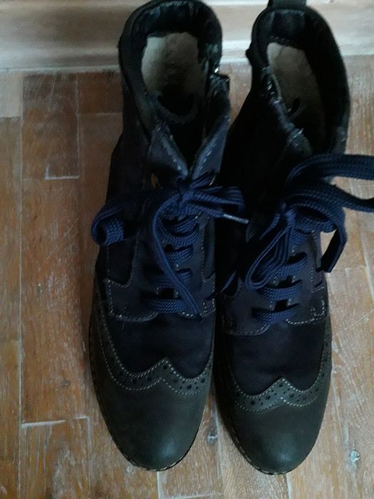 Дамски боти и ботуши ест.кожа и велур 39 и 40н.