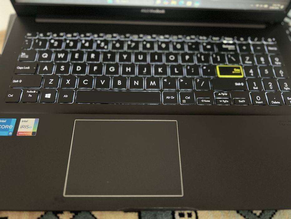 Laptop ASUS ViovoBook 15 | i5-1135G7 | 20GB RAM | SSD 512GB |Win 11Pro
