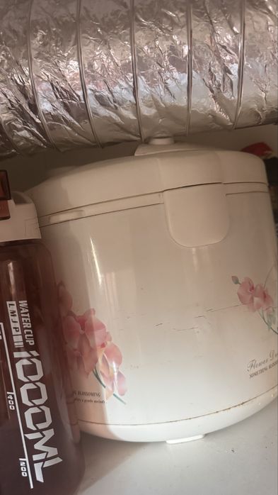 Рисоварка сотилади