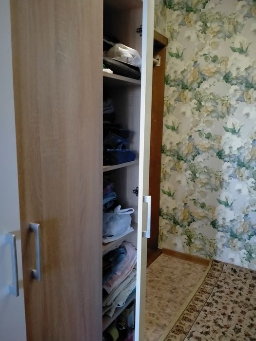 Шкаф распашной в отличном