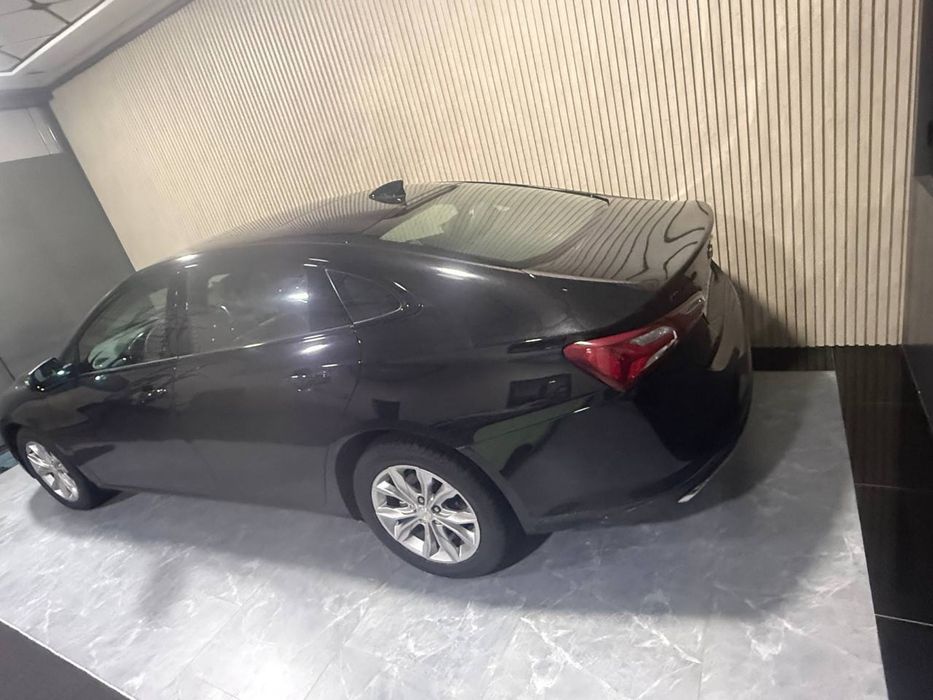 Srochna sotiladi malibu xl