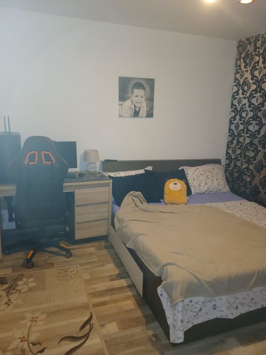 Vând apartament 3 camere!