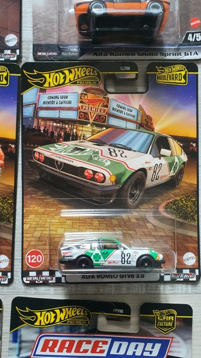 Hot Wheels Premium part1