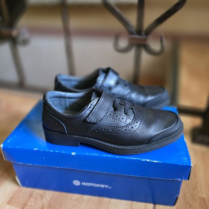 Продам туфли котофей