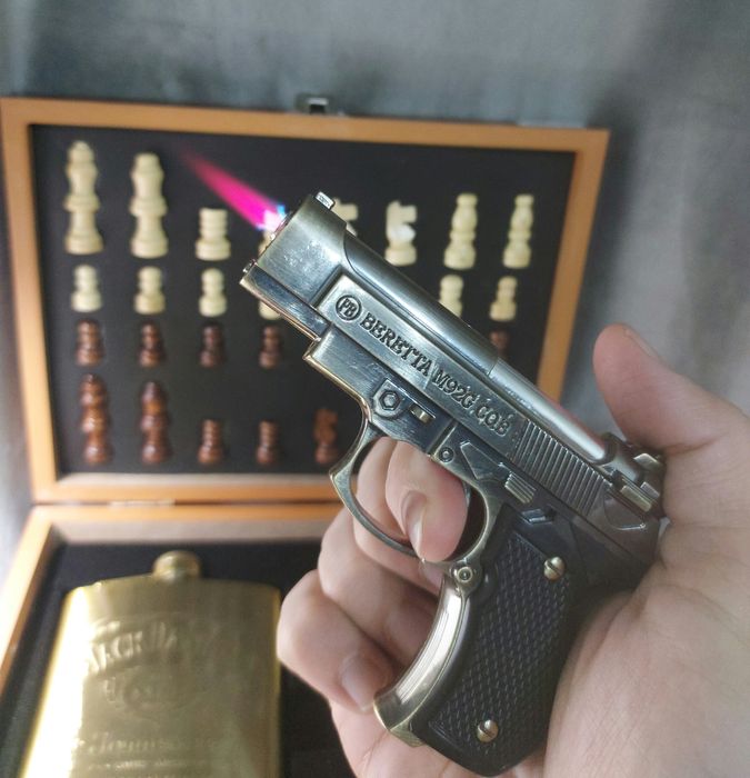 Подарочный набор, мужской набор. Шахмат + фляжка, зажигалка пистолет,