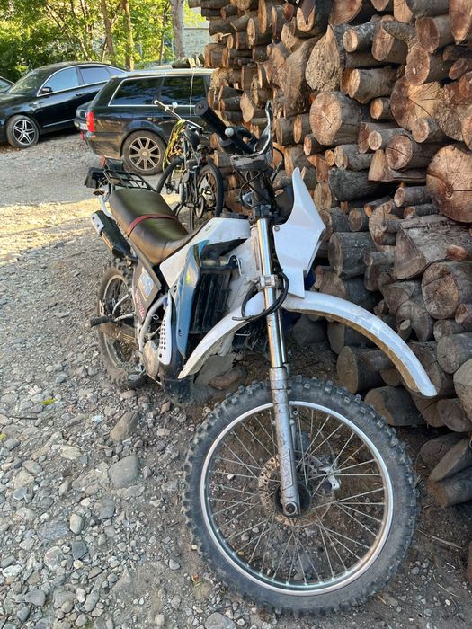 Yamaha DT125 1996
