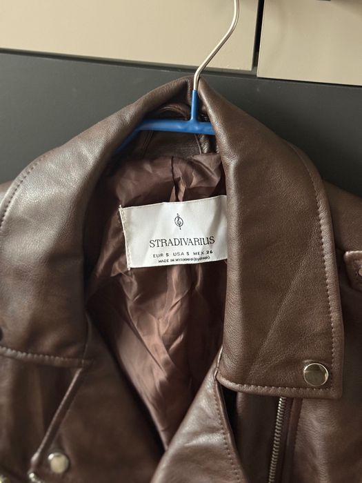 Кафяво кожено яке Stradivarius
