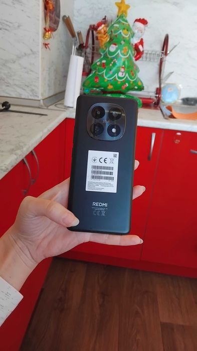 в гаранция redmi note 15 black 6GB ram 128GB + подарък заден кейс