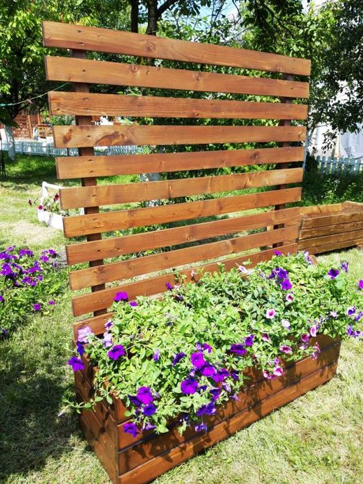 Pergole lemn. Garduri lemn, Obloane lemn .Jardiniere