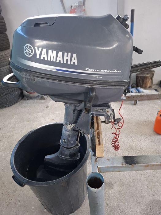 Двигател за лодка Yamaha 6 коня