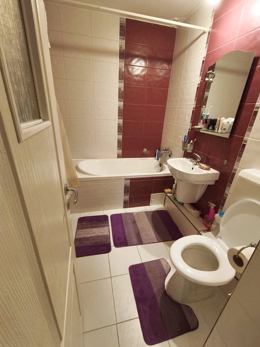 Proprietar, vând apartament tip PB, 3 camere , et.3, pe str Simion Barnutiu-la intersectia zonelor central, Calea Aradului, Prima