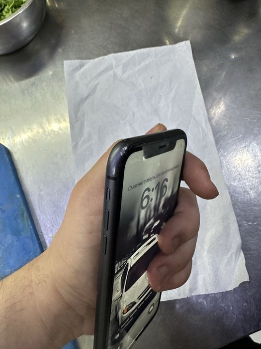 Iphone 11 sotaman ideal garant bilan pastda xamasi