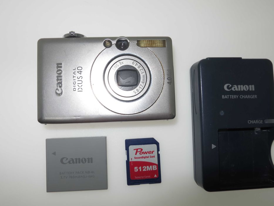 Canon IXUS 40 компактен фотоапарат цифрова камера работи отлично