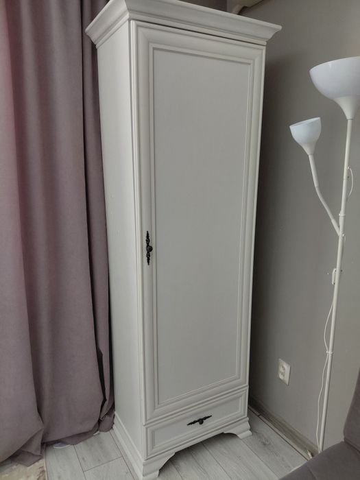 Шкаф однодверный