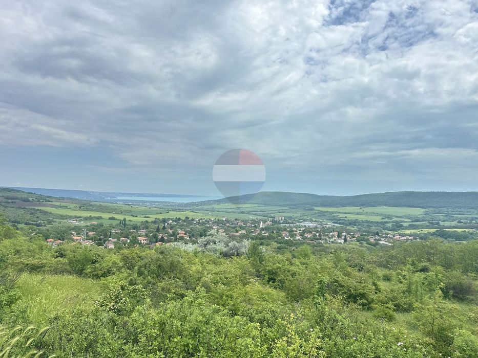 Парцел в Варна, област-с.Осеново В.В