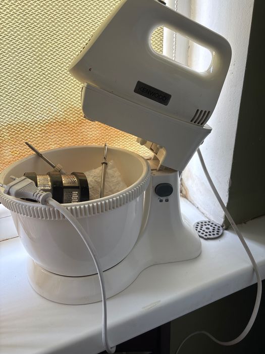 Миксер с чашкой kenwood