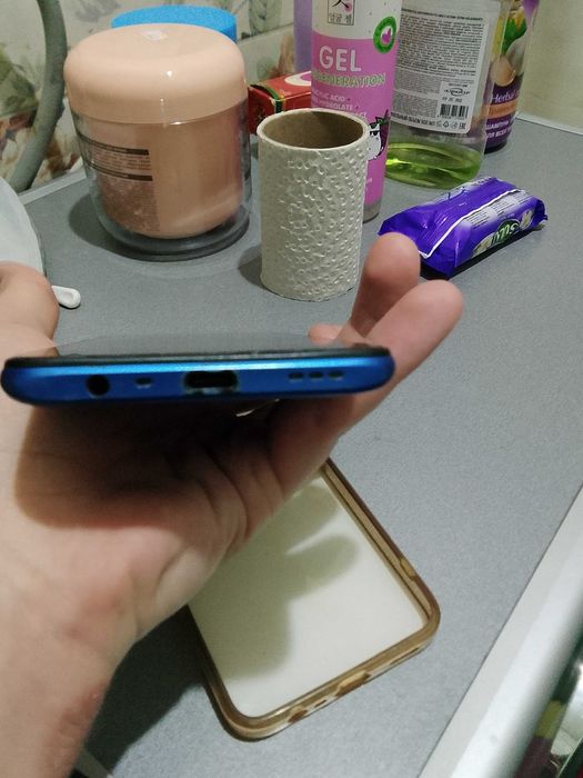 Продам срочно рабочий телефон