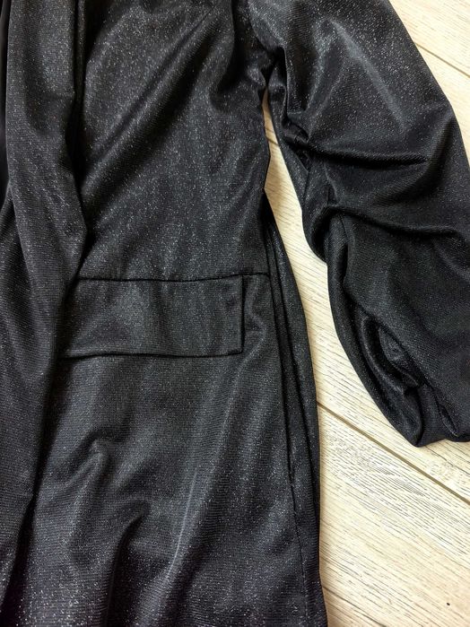 Сако, пола и бюстие в цвят черно