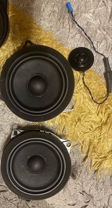 Difuzoare  auto hi fi
