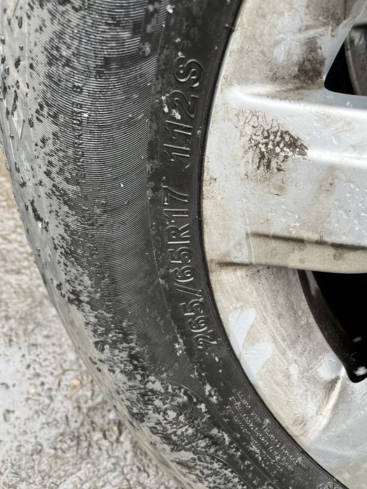 Продам шины 265 /65  R17