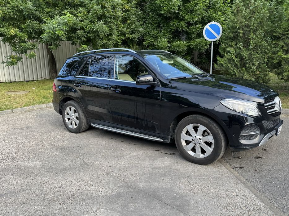 Mercedes-Benz 350 D 4 Matic