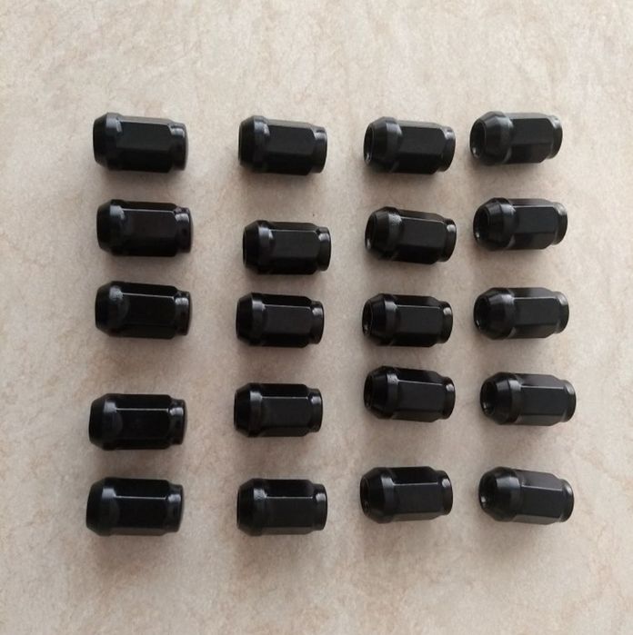 Piulițe Negre M14 x 1.5 Opel Insigna 
Land ROVER . Ford Galaxy . S- Ma