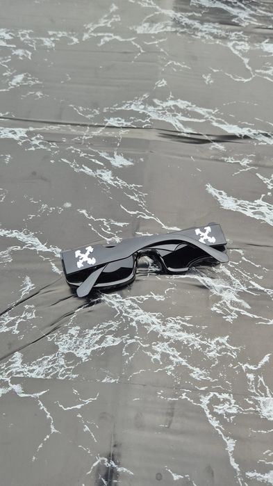 Ochelari de soare Off White Cady negri
