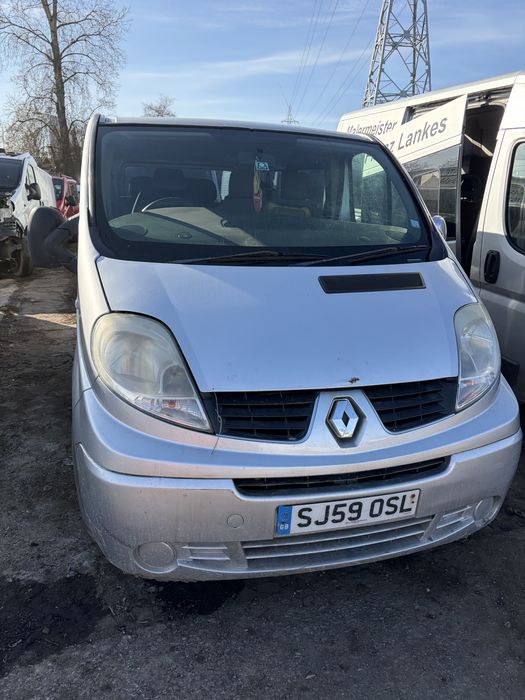 НА ЧАСТИ!!! Рено трафик 2.0 дци 6 скорости,Renault trafic