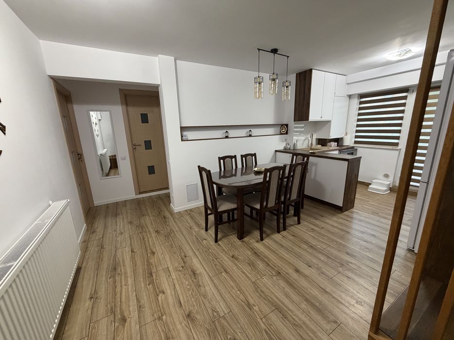 Vand apartament Republicii