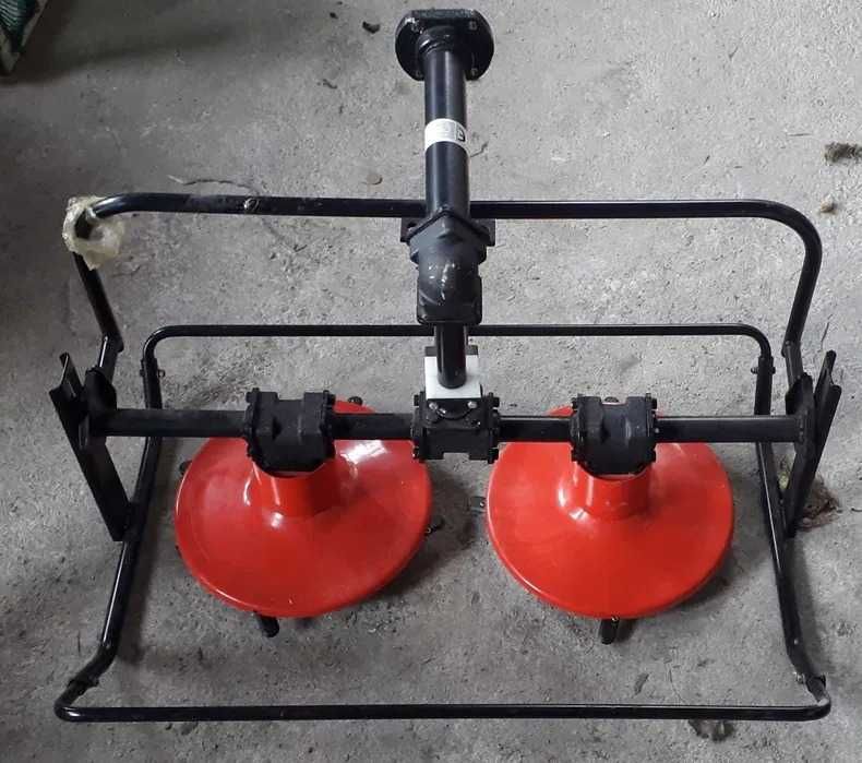 Cositoare rotativa cu priza 2 discuri rotative pentru motocultor