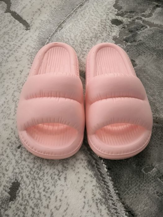 Slapi dama mărimea 40-41