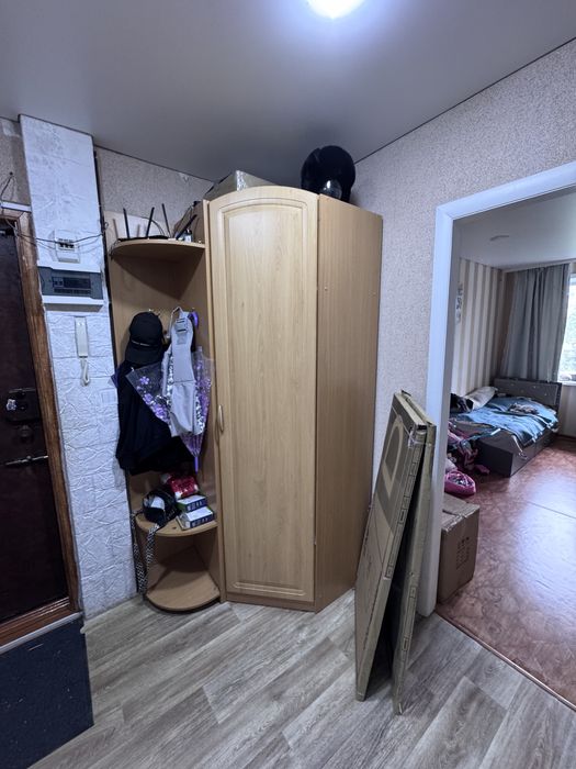Отдам даром шкаф