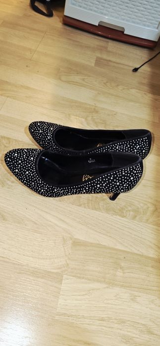 Дамски обувки, шик