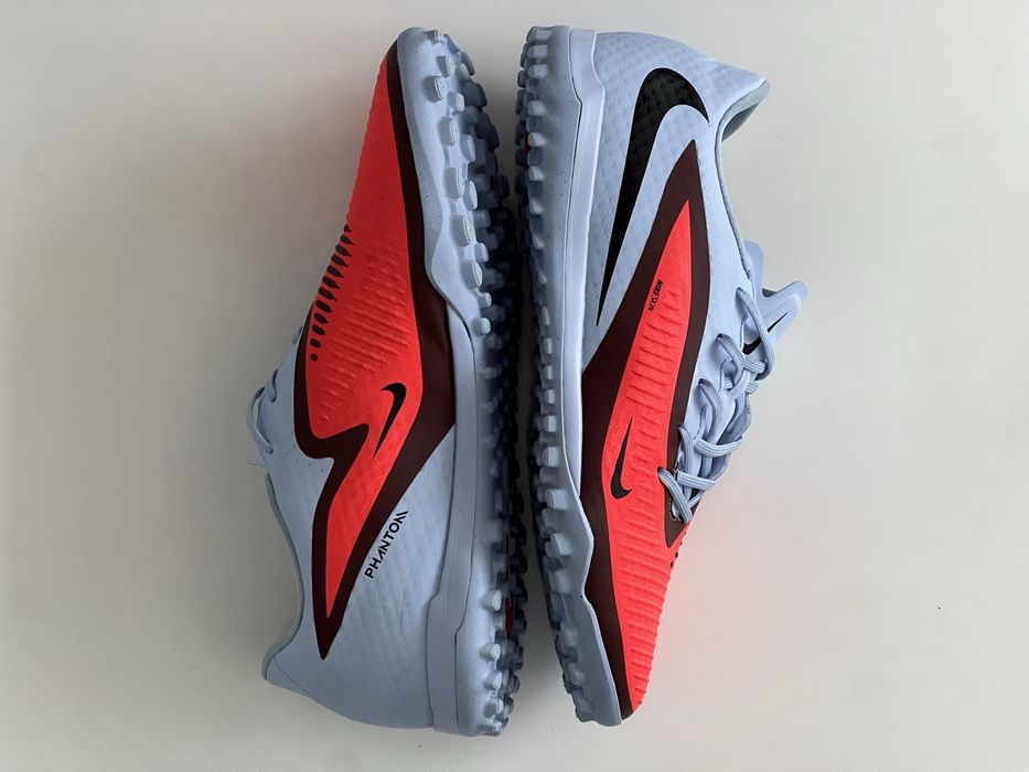 Футболни обувки Nike Phantom 6