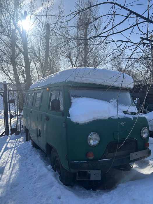 Продам  Уаз буханку 1985г/2,5л