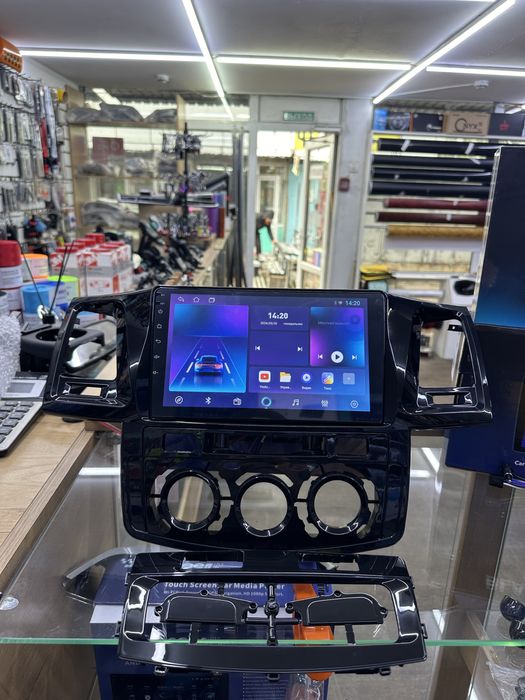 Toyota Hilux андроид