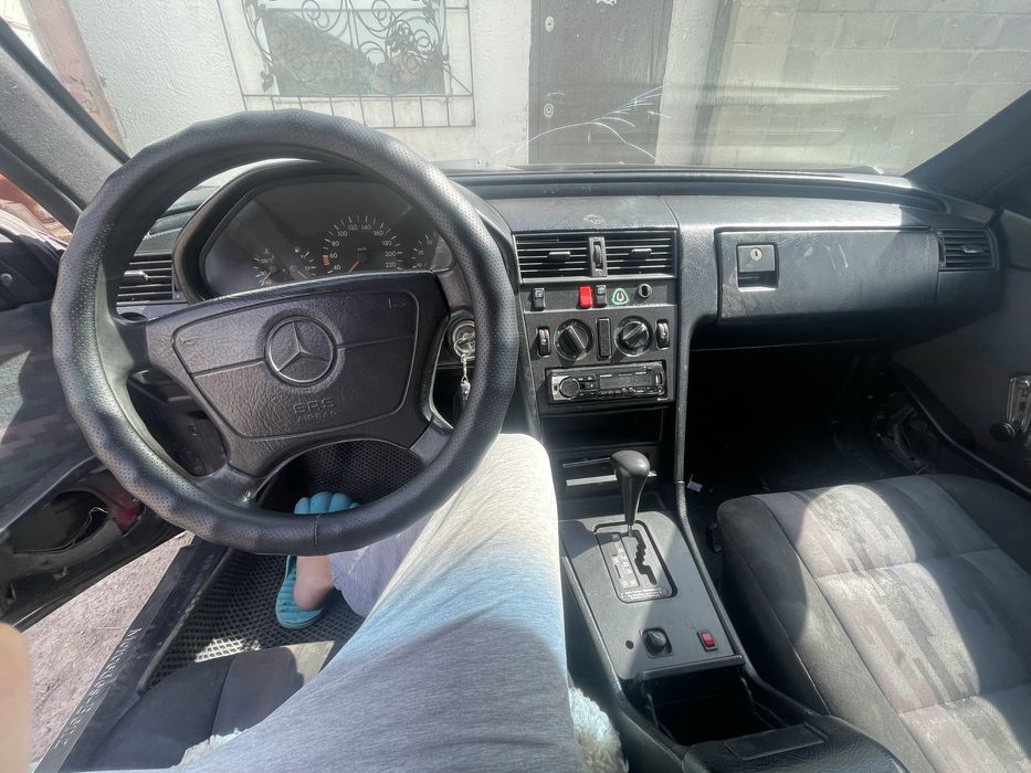 Mercedes-Benz C180 (W202), 1993