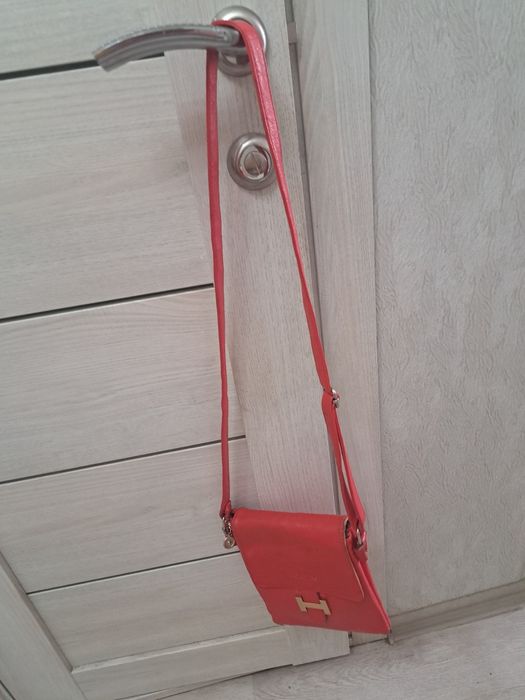 Продам сумки кожаная