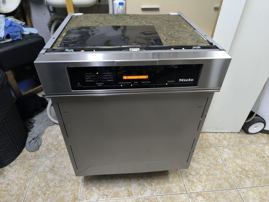 Съдомиялна Miele G 5830 SCI