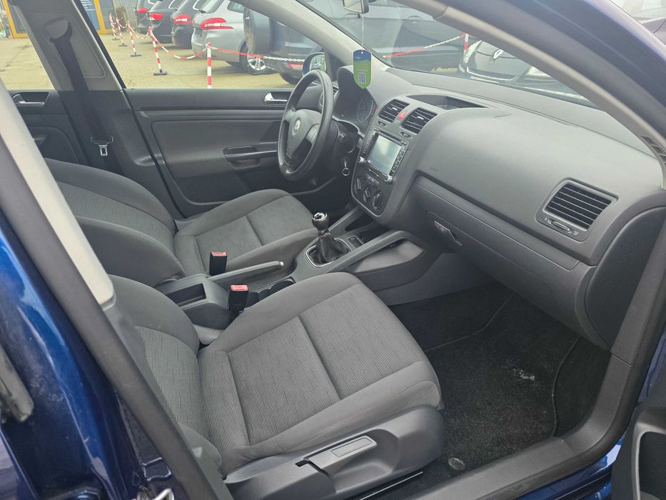 VOLKSWAGEN Golf 0 — imagine 5