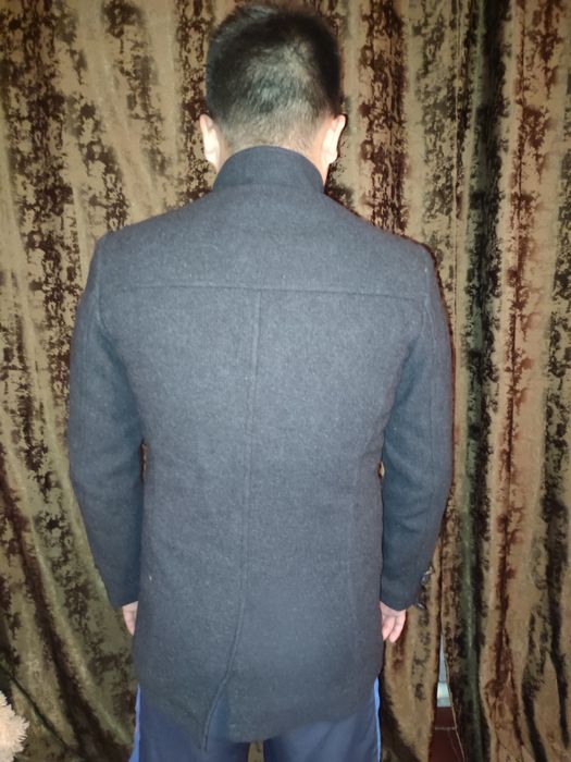 Продам пальто мужское