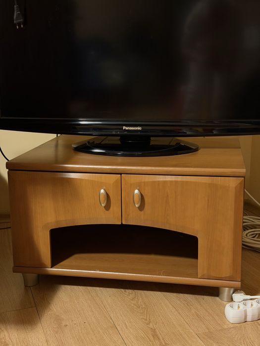 Холни мебели-цвят орех