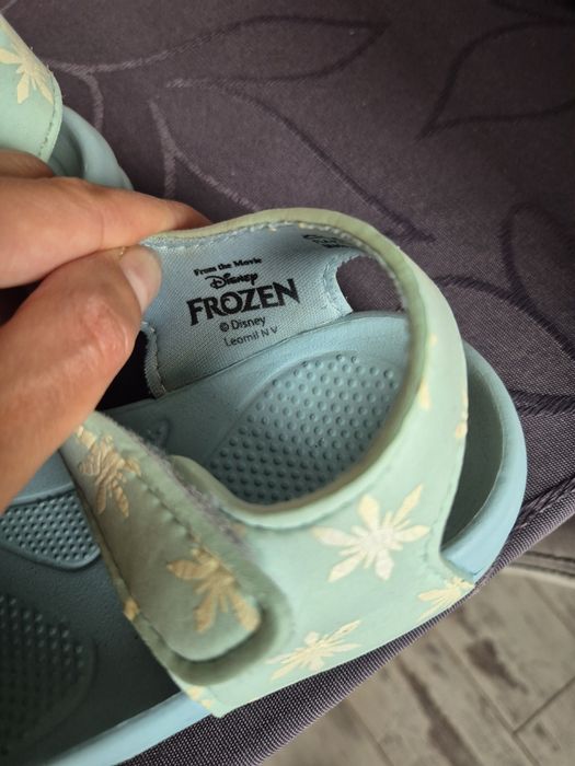 Детски сандали nike 26 и adidas 30