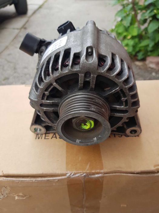Генератор за Мазда2 2003/2007 г. дизел 1,4